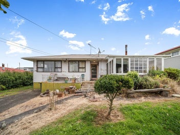 63 Smiths Avenue, Papakura, Papakura
