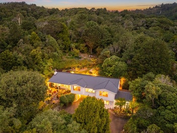 39 Blue Mountains Road, Silverstream, Upper Hutt