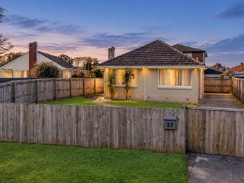 37 Hallberry Road, Mangere East, Auckland