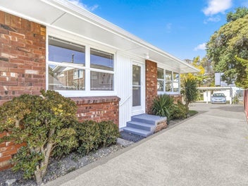 18 Alma Road, Milford, Auckland
