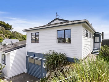 2/132 Ironside Road, Johnsonville, Wellington