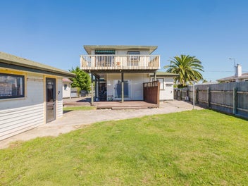 13 Harold Holt Avenue, Onekawa, Napier