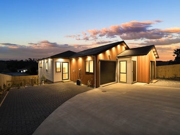 8 Monte Cristal Avenue, Swanson, Auckland