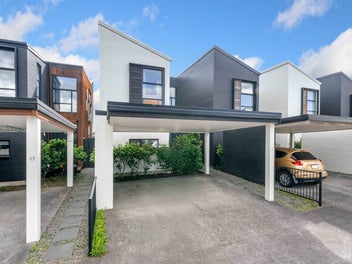 15 Battalion Drive, Papakura, Papakura