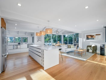 22 Woodfern Crescent, Titirangi, Auckland