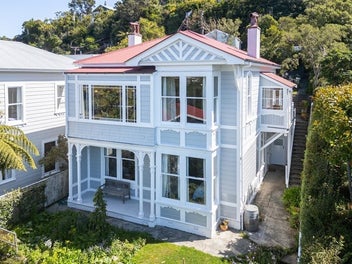12 Fairview Crescent, Kelburn, Wellington