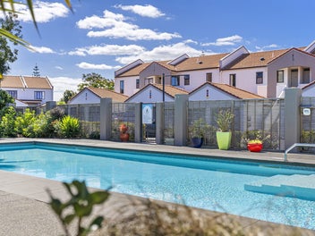 15/21 Armoy Drive, East Tamaki, Auckland