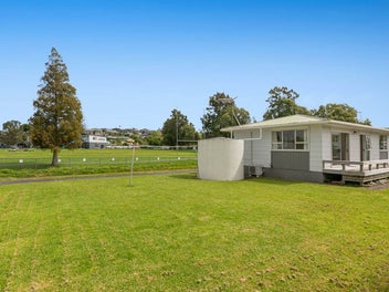 2/43 Ladies Mile, Manly, Whangaparaoa