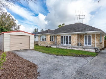58 Pine Avenue, Melville, Hamilton