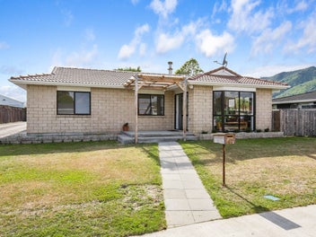 47 Belvedere Avenue, Waikanae
