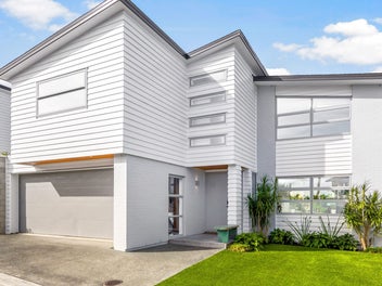21B Mount Taylor Drive, Glendowie, Auckland