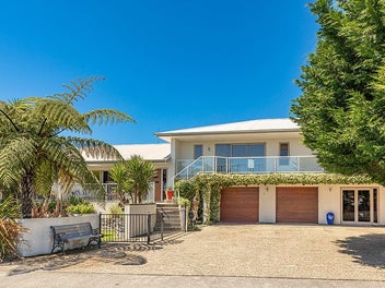 1 Queen Street, Westport, Westport