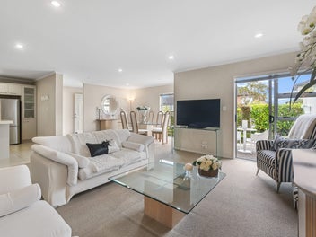 52 Topland Drive, Flat Bush, Auckland