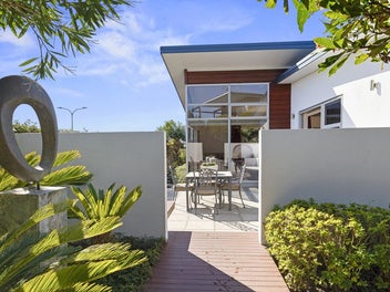 4 St Andrews Parkway, Waiwhakaiho, New Plymouth