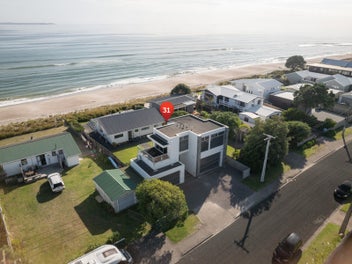31 Karewa Parade, Papamoa Beach, Papamoa