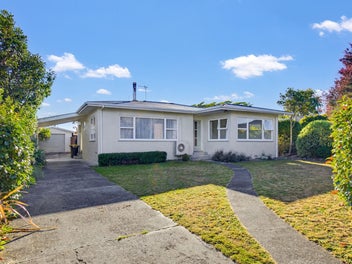 15 Keats Crescent, Stoke, Nelson