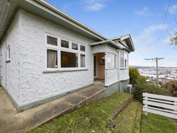 31 Forfar Street, Clyde Hill, Dunedin