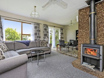 13 Kirkcaldy Place, Flaxmere, Hastings
