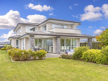 133 RAVENSDALE RISE, Westmorland, Christchurch