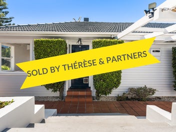 1/18 Limmer Place, Browns Bay, Auckland