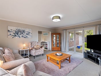 8A Earl Place, Hokowhitu, Palmerston North