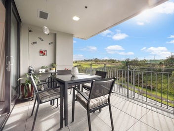 303/2 Bluegrey Avenue, Stonefields, Auckland