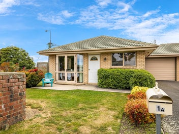 1A Blue Gum Place, New Brighton, Christchurch