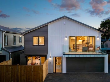 3A Dawnhaven Drive, Te Atatu Peninsula, Auckland