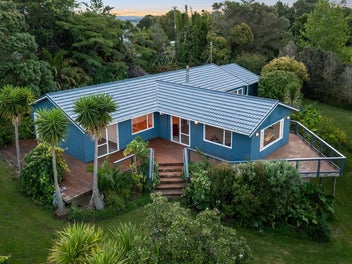 12 Whitehills Road, Waitoki, Silverdale
