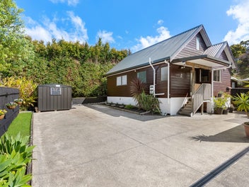 34A Lauderdale Road, Birkdale, Auckland