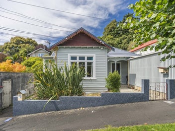 64 Hazel Avenue, Caversham, Dunedin