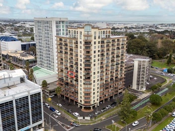 7I/18 Ronwood Avenue, Manukau, Auckland