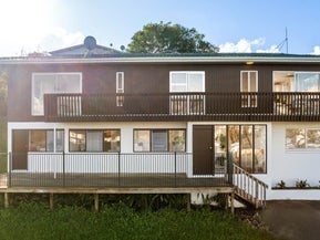 52 Chequers Avenue, Glenfield, Auckland