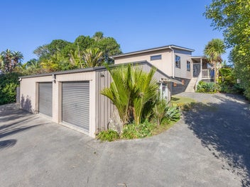 2 Whaka Street, Maungaturoto, Maungaturoto