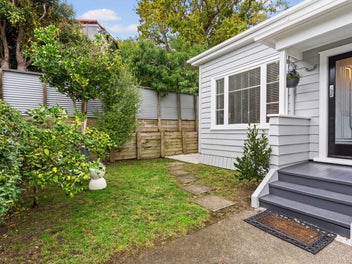 53D Woodward Road, Mount Albert, Auckland