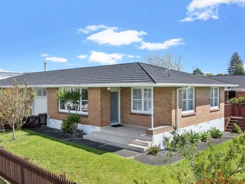 39 Kenderdine Road, Papatoetoe, Auckland