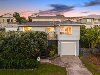 1/30 Elizabeth Drive, West Harbour, Auckland
