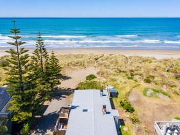 79B Blue Pacific Parade, Riversdale Beach, Masterton