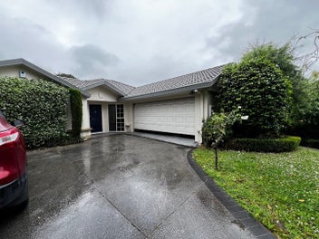 7 Godwin Court, Unsworth Heights, Auckland