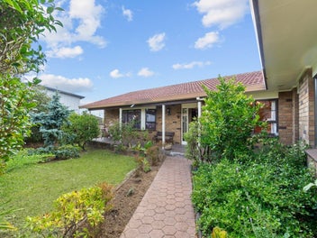 16A Burnett Avenue, Mount Roskill, Auckland