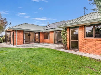 21A Seadown Crescent, Amberley, Amberley