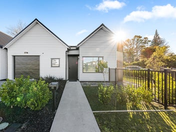 40 Oyster Drive, Whenuapai, Auckland