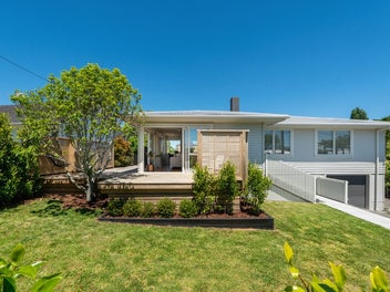 1/33 Exmouth Road, Northcote, Auckland