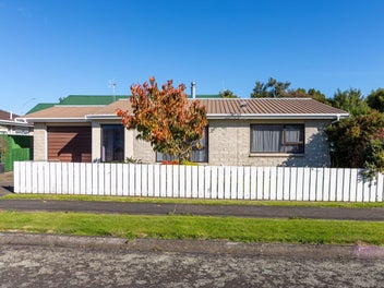 28B Pollen Street, Woodville