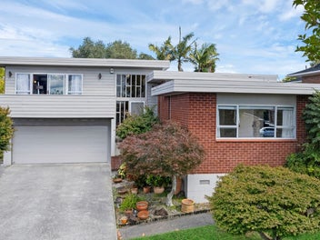 27 Luton Avenue, Sunnyhills, Auckland