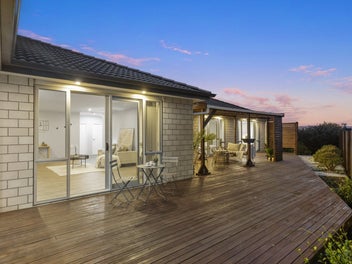 59 Benmore Crescent, Pyes Pa, Tauranga