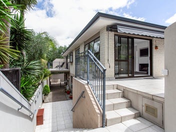 3/3 Belle Vue Avenue, Northcote Point, Auckland