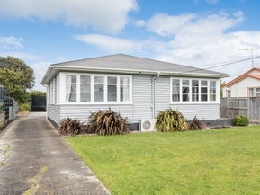 32 Taylor Avenue, Feilding, Feilding