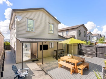 14 Taiaapure Street, Weymouth, Auckland