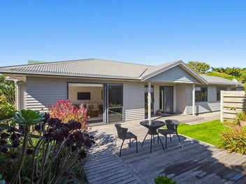 193A Tutere ST, Waikanae Beach, Waikanae Beach